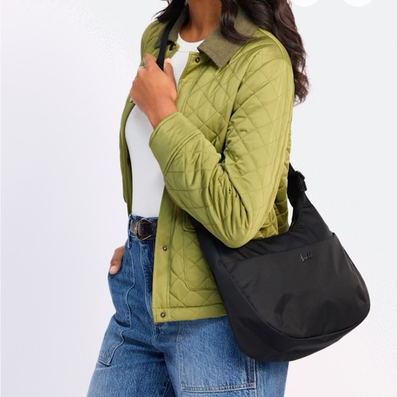 Hershel Yara Shoulder Bag - 9L - Picture 2 of 6